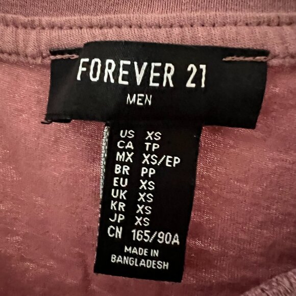 Forever 21 Men's Pink T-Shirt - Picture 2 of 2